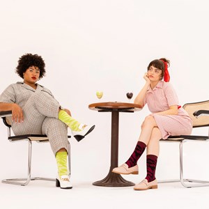 Chaussettes eat my socks vin rouge