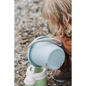 Jouets de plage en bioplastique vert