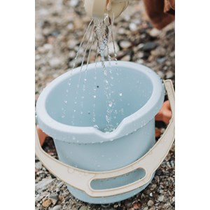 Jouets de plage en bioplastique vert