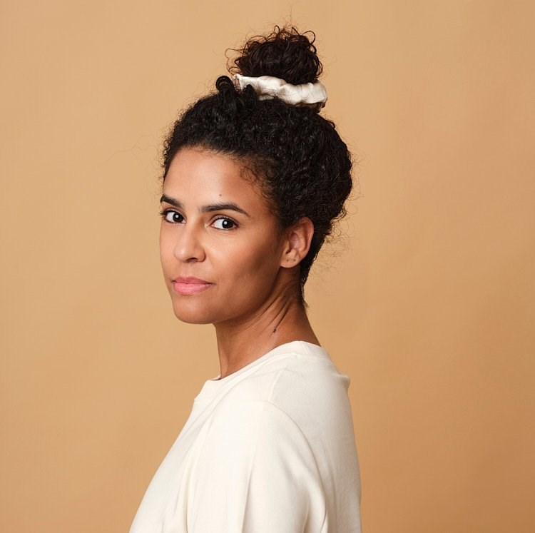 Gros chouchou en soie champagne 19 mo