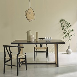 Table en bois de manguier et cannage