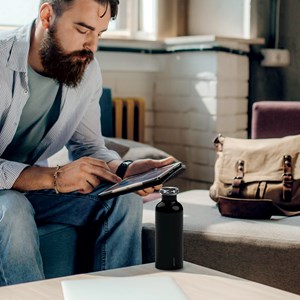 Bouteille isotherme noire 50 cl guzzini