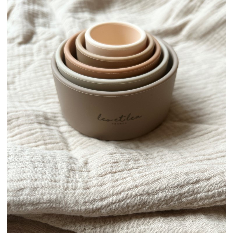 Léo et Léa France - Gobelets à empiler silicone, beige
