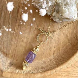 Sautoir toggle amethyste