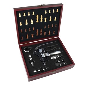 Coffret 8 outils du vin + jeu échec *