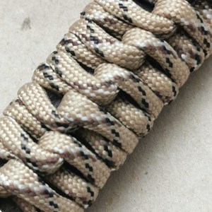 Officiel de mest 134, couteau paracorde