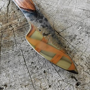 Azmur 32, couteau pour droitier-e