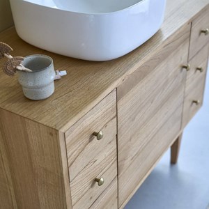 Meuble de salle de bain en mindi