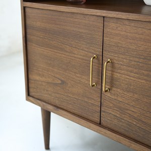 Bibliothèque mindi massif finition noyer