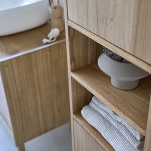 Colonne de salle de bain en mindi