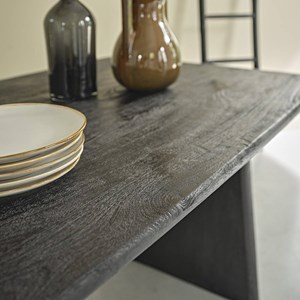 Table en manguier noire  8 personnes