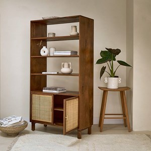 Bibliothèque en manguier et cannage