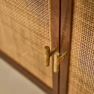 Bibliothèque en manguier et cannage