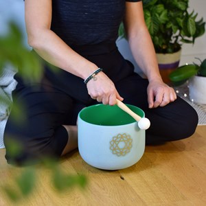 Bol chantant en cristal chakra du cœur