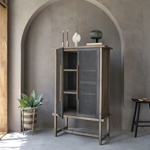 Armoire en pin massif recyclé