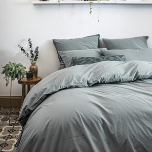 Parure de lit brodée 260x240 cm