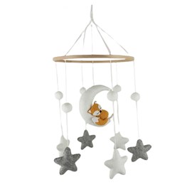 Mobile bébé renard endormi fait main