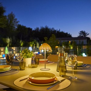 Lampe de table led marron faroe