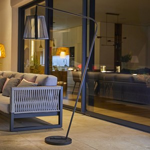 Lampadaire solaire gris rayglow