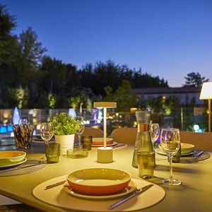 Lampe de table sans fil blanc roby