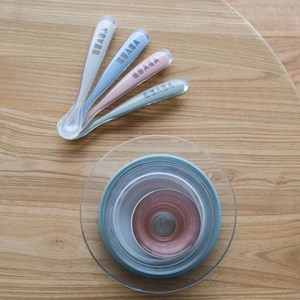 Lot de 4 cuillères 1er age silicone