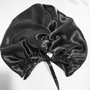 Bonnet de nuit reglable en soie noir
