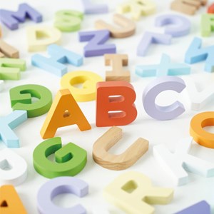 Lettres de l'alphabet en bois