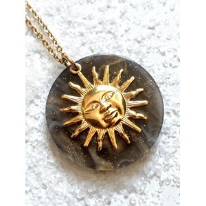 Le visage du cosmos collier sautoir