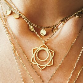 Collier chakra sacré or