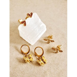 Boucle d’oreille papillon sororité