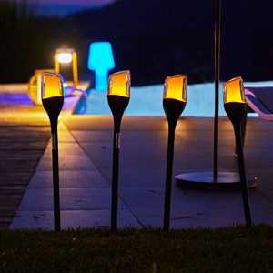 Lot de 4 balises solaires flammes noir farely