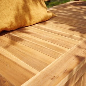 Banc coffre en bois d'acacia