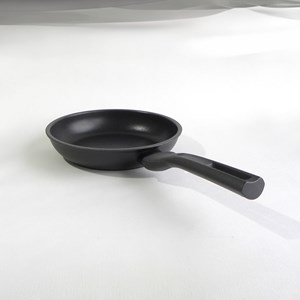 Poêle 20 cm revêtue tous feux guzzini