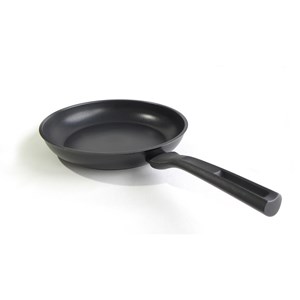 Poêle 28 cm revêtue tous feux guzzini