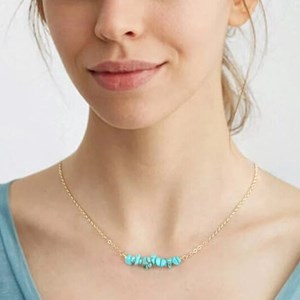 Collier ras de cou turquoise brutes