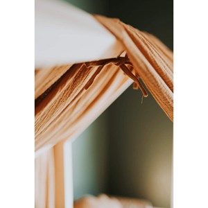 Ciel de lit cabane camel