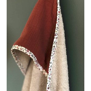 Cape de bain tomette