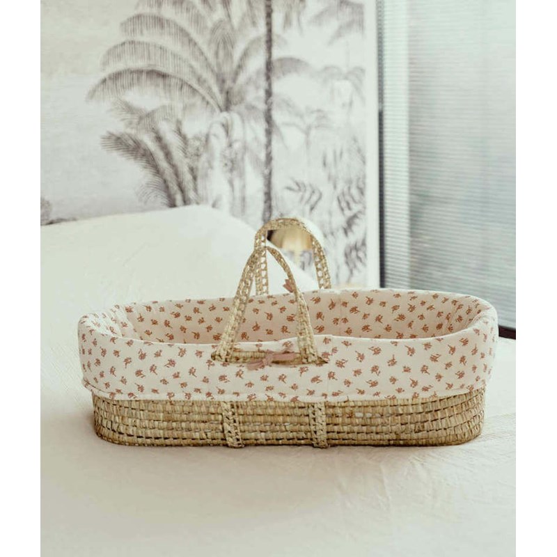 Couffin écru à motifs fleuris roses