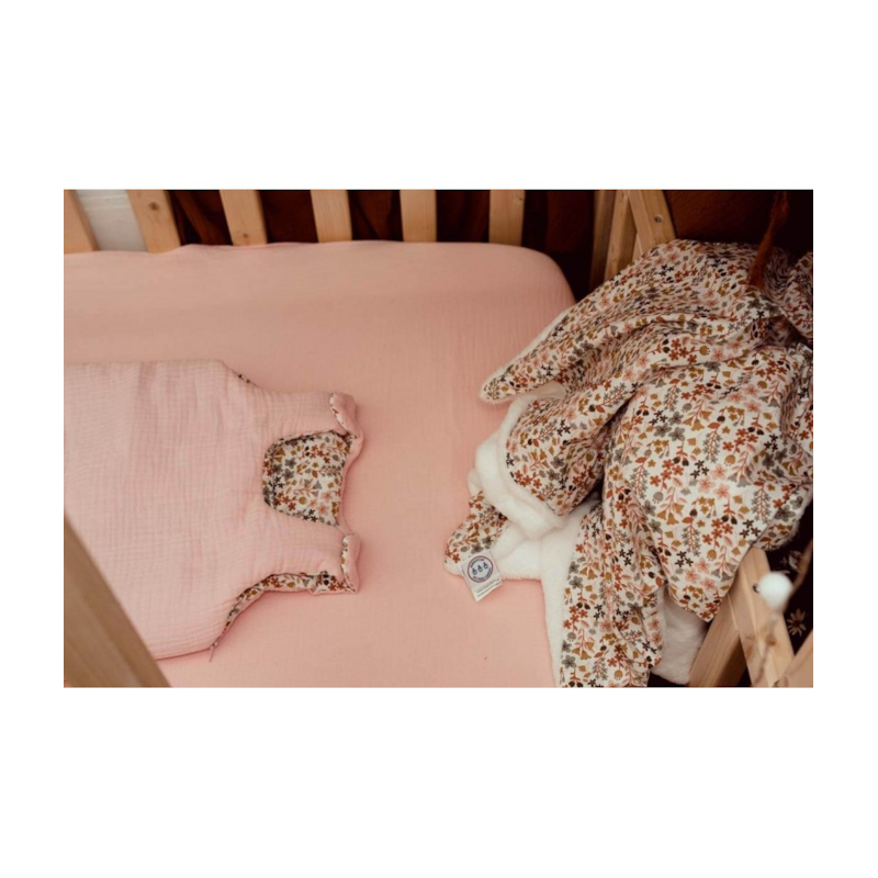 Couverture fleuri rose (Manufacture des bébés français) - Image 2