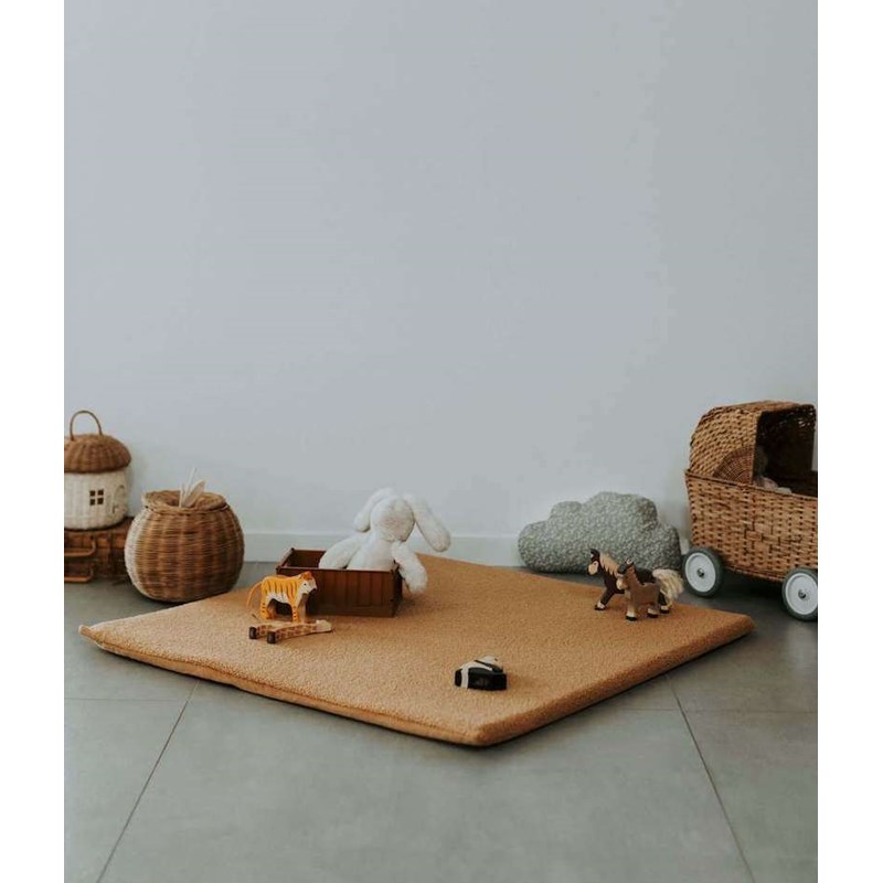 Manufacture des bébés français - Tapis de motricité moumoute carré camel