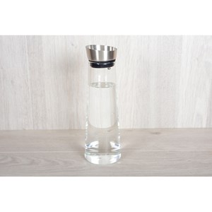 Pichet en verre bouchon métal 1.2l