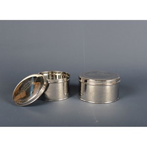 Boîte à cookies ronde argentée