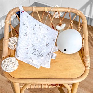 Doudou lange attache tétine melody