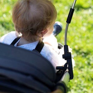 Ombrelle anti-uv 50+ universelle noire