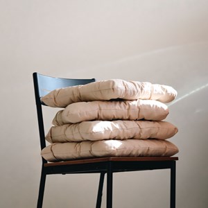 Lot 4 galettes capitonnées pour chaise