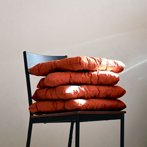 Lot 4 galettes capitonnées pour chaise