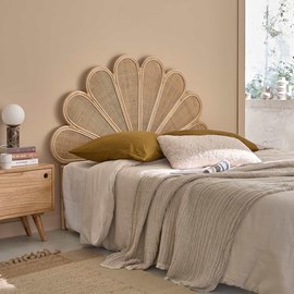 Tête de lit bohème en rotin et cannage