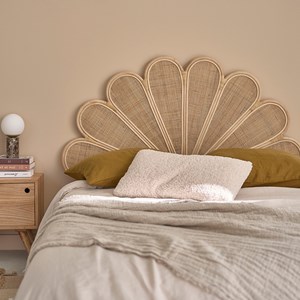 Tête de lit bohème en rotin et cannage