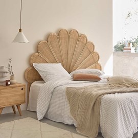 Tête de lit bohème en rotin et cannage