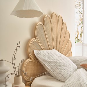 Tête de lit bohème en rotin et cannage